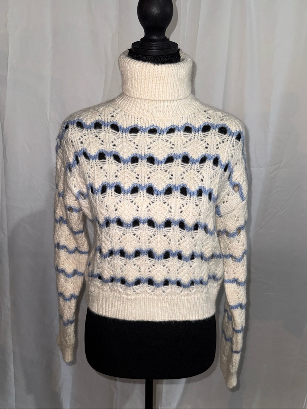 NWT Zara Turtleneck Open-Knit Sweater in Cream with Blue Accent